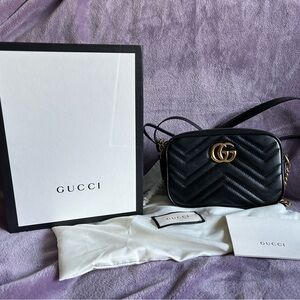 Gucci GG Marmont Mini Shoulder Bag